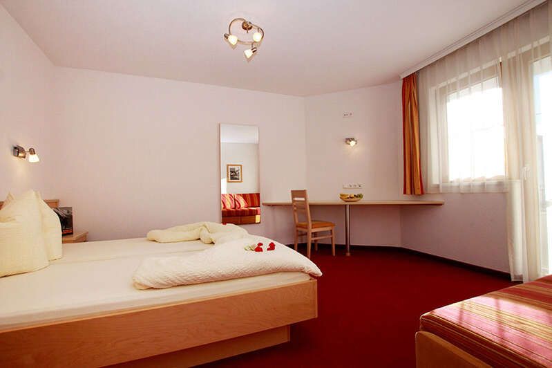 Apartment 2 mit Schlafzimmer im Apart Bergkristall Serfaus