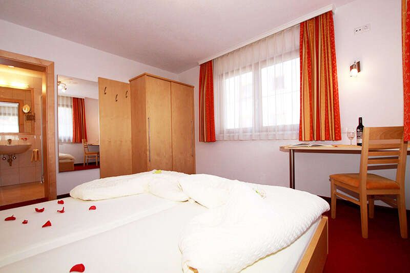 Apartment 3 mit Schlafzimmer im Apart Bergkristall